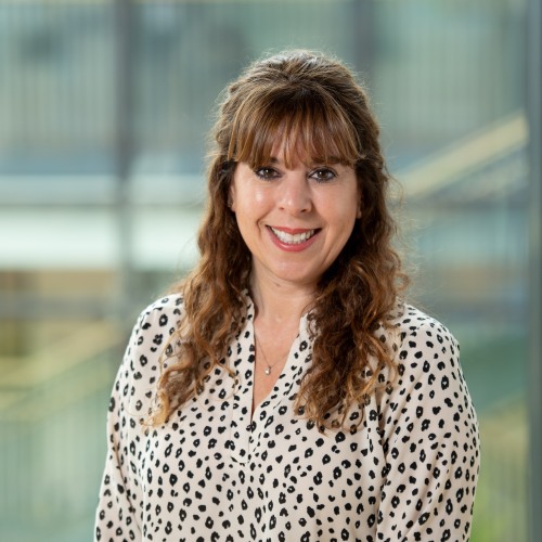 Headshot of Heather Giannillo